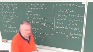 Etude de la resolution d'équation differentielles du second ordre.mp4
